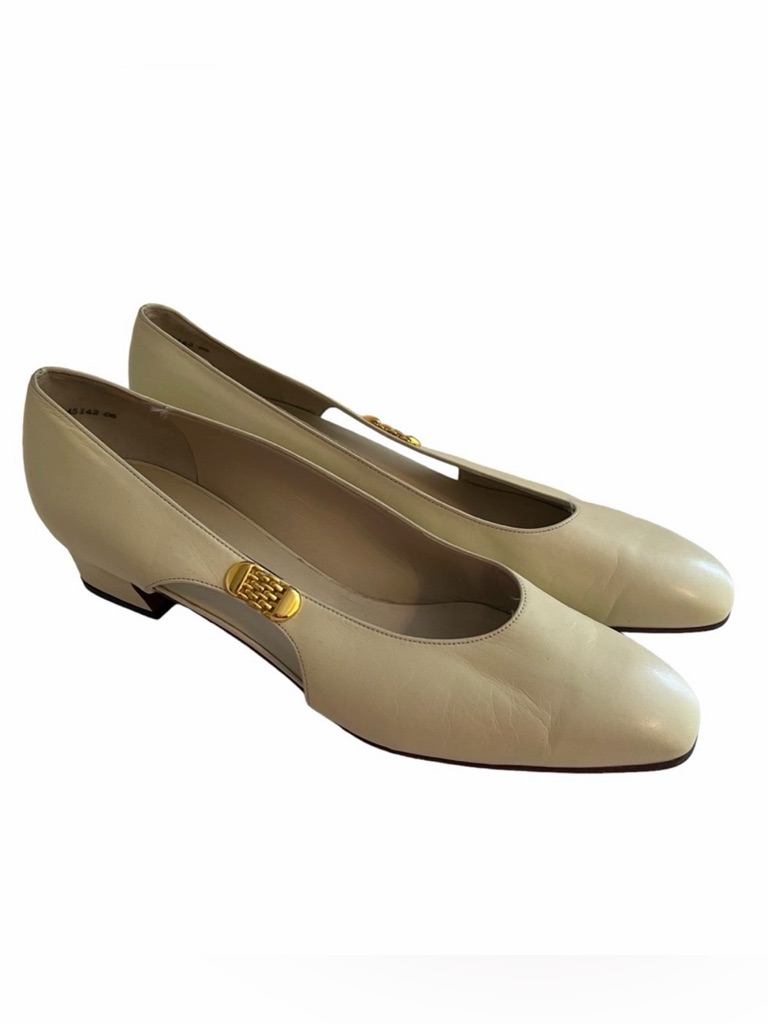 Bally Cream Open Side Slip On Pump 7c(9n)